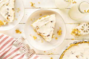 Snicker Cheesecake Pie – S
